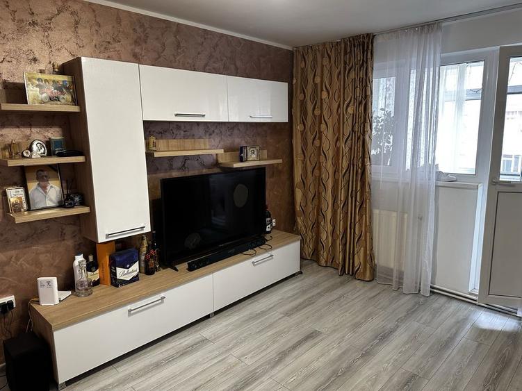 Apartament 2 camere utilat - 1