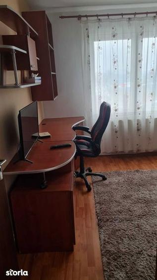 Inchiriez apartament - 2