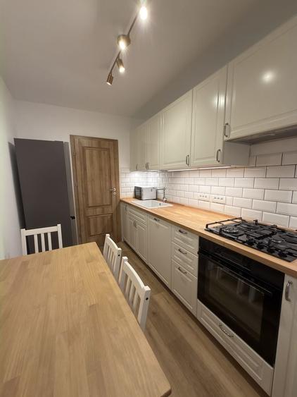 Apartament cu 2 camere decomandat în Banu Manta