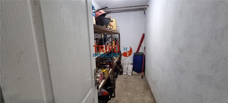 Apartament 4  camere decomandat de vanzare Centru etaj 1 - 14