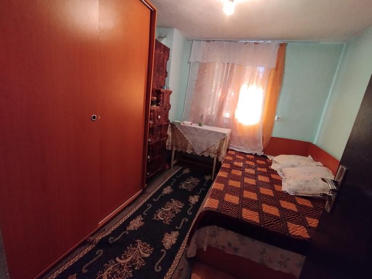 Vand casa la tara jud Valcea - 5