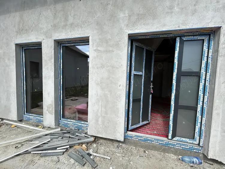 Vand vila noua la nivel,Fantanele,jud.Arad,st.300 mp,la gri - 10