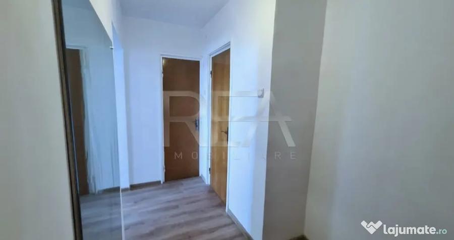 Apartament cu 3 camere decomandat în Drumul Taberei