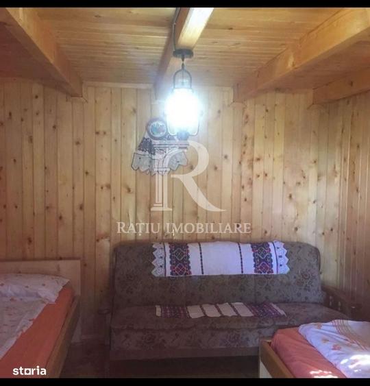 Casă cu 4 camere în Brădet
