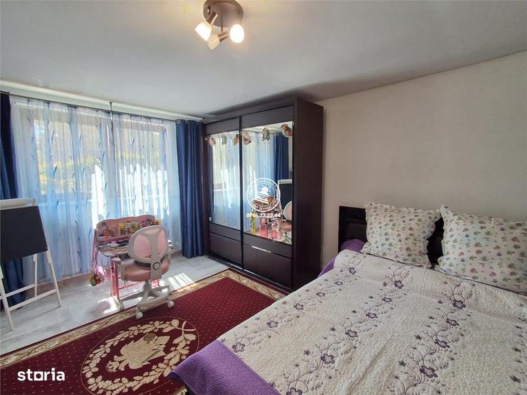 Casă cu 4 camere în Valea Lupului