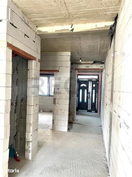 Casă cu 4 camere cu Teren 509 Mp în Cantemir