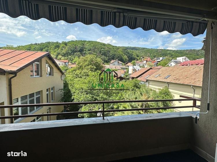 Apartament cu 3 camere în Mereșești