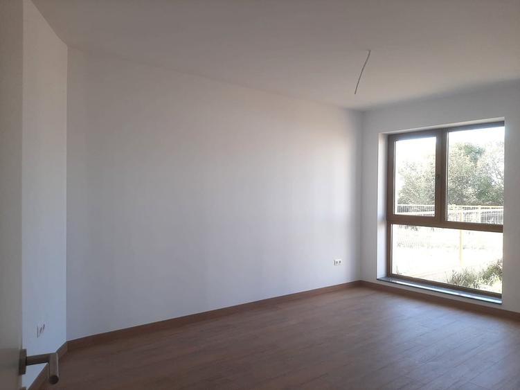 Apartament cu 2 camere decomandat în Păcii