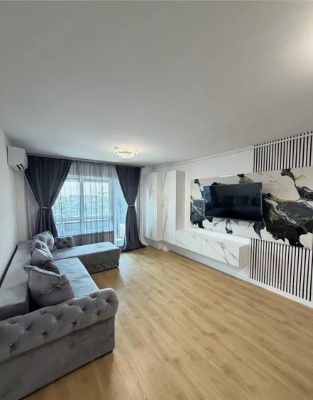 Apartament cu 2 camere decomandat, mobilat în Aurel Vlaicu