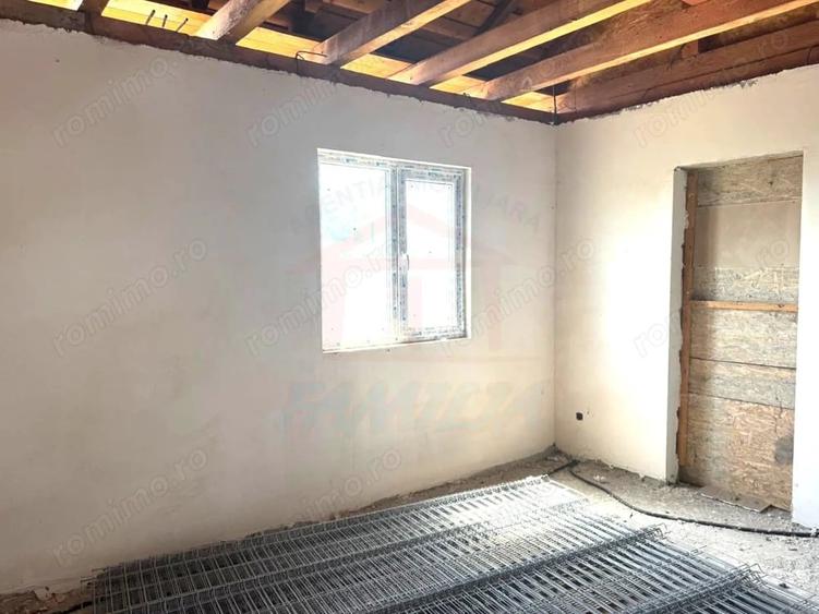 Casă cu Teren 804 Mp în Braniștea