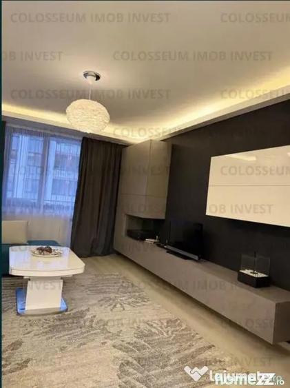 Apartament cu 3 camere decomandat în Tractorul