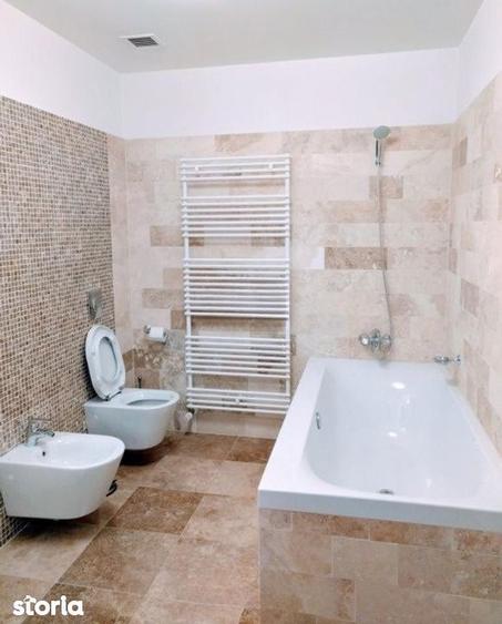 Apartament cu 4 camere decomandat, mobilat în Central