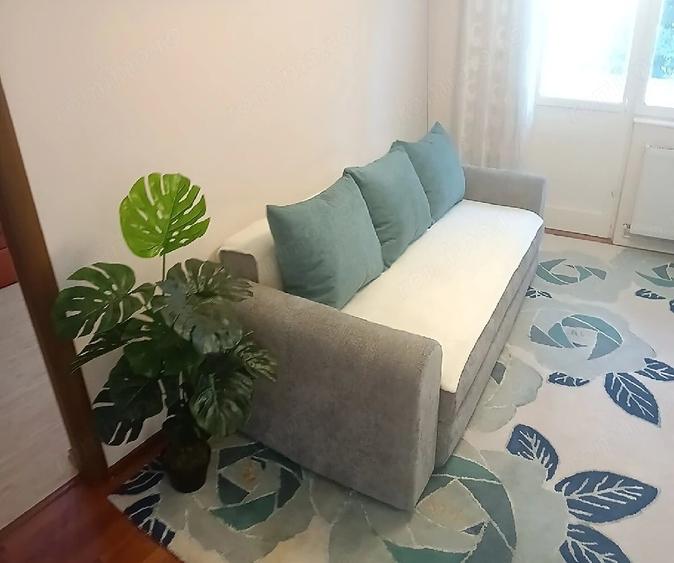 Apartament cu 3 camere semidecomandat în Sălăjan