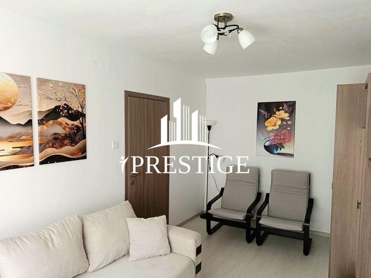 Apartament cu 3 camere decomandat, mobilat în Vasile Aaron