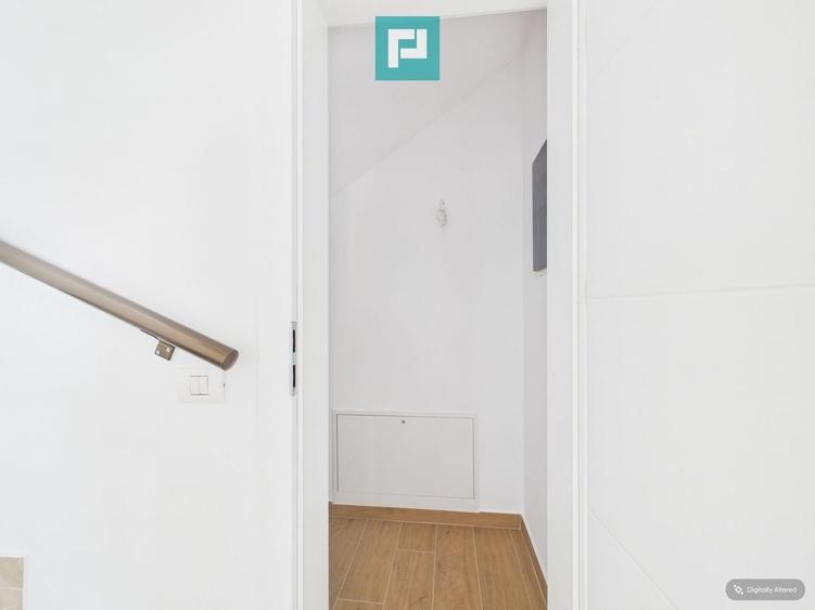 Duplex cu 4 camere cu Canalizare în Covaci