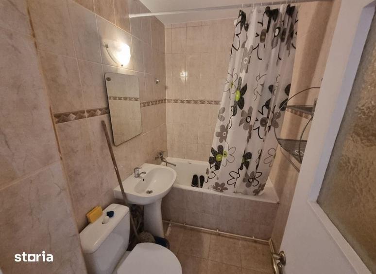 Apartament cu 2 camere semidecomandat în Tătărași