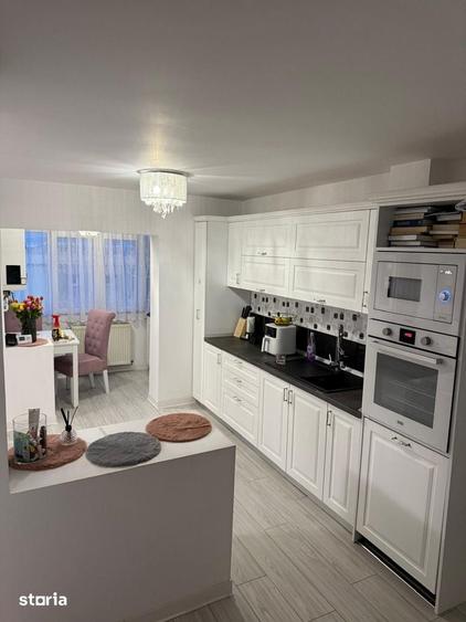 Apartament cu 3 camere, mobilat în Găvana