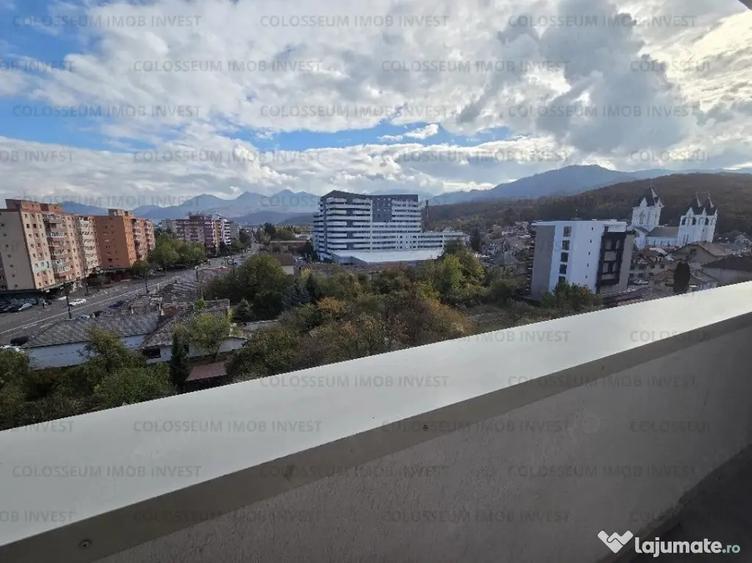 Garsonieră decomandată în Răcădău