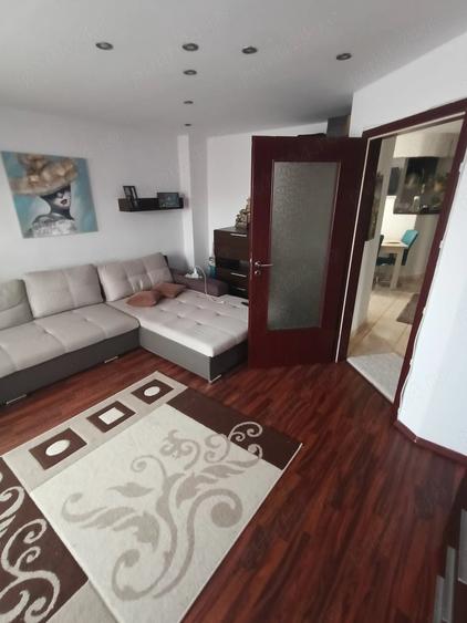 Apartament cu 2 camere decomandat în Bucovina