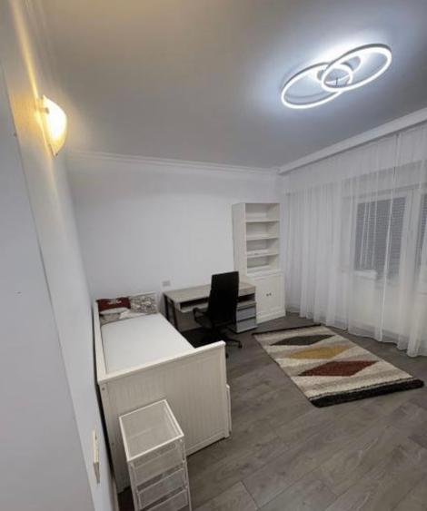 Apartament cu 3 camere decomandat în Grozăvești