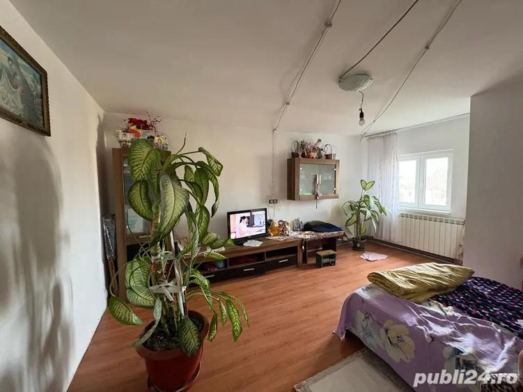 apartamnet de vanzare 3 camere - 5