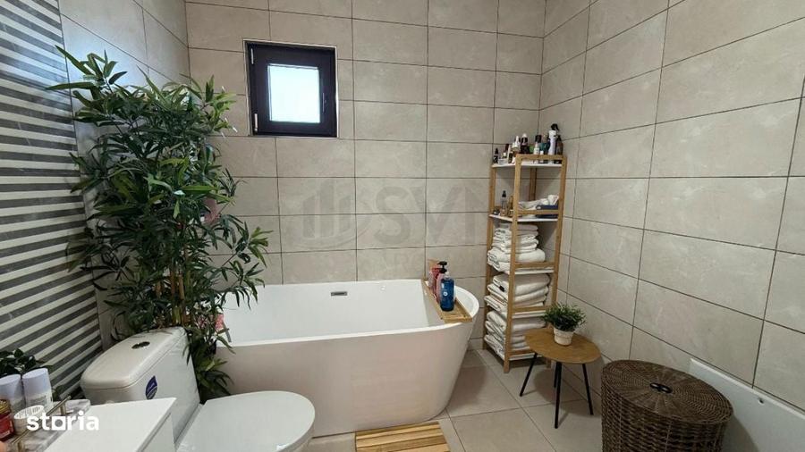 Casa 4 camere tip duplex in Tunari - 1