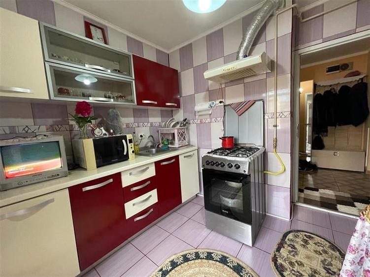 Apartament 3 camere de vanzare zona E3 Tulcea - 9