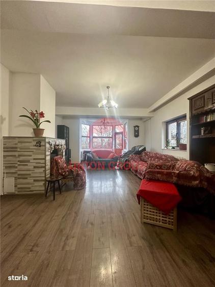 Casa Spatioasa cu Teren de 1000 mp | Poiana - 16