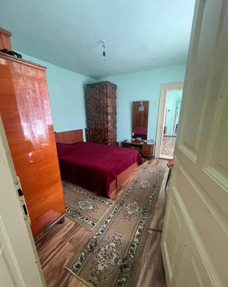 Casa de Locuit cu Teren si Curte Mare Tiganesti, Teleorman - 2