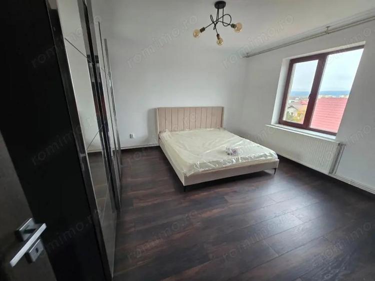 Vila Targul Saptamanal, P+2 - 16