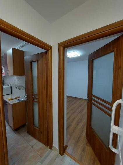 Garsonieră de închiriat – Ideală pentru sediu firmă! - 7