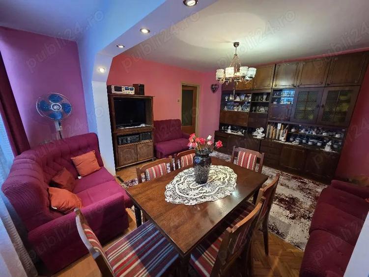 Apartament 3 camere Re?i?a - 2