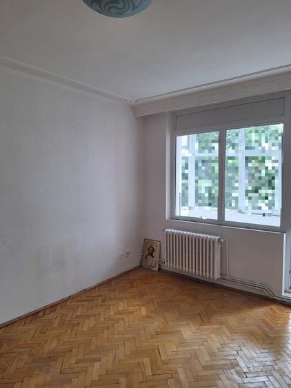 Apartament cu 2 camere, etajul 3/4, zona Tatarasi - 3