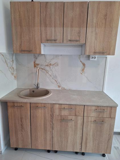 Proprietar Vand Camera camin - 1