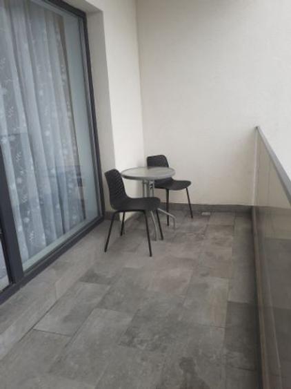 Aproape de metrou - 1