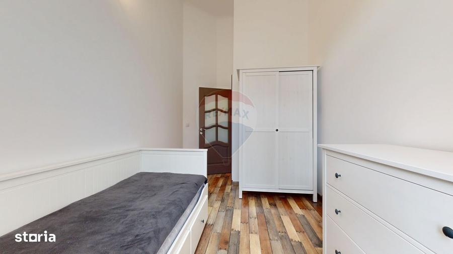 Apartament cu 3 camere decomandat, mobilat în 15 Noiembrie