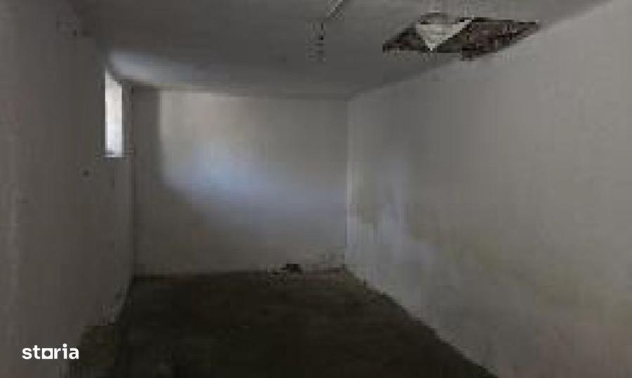 Spațiu comercial, de 53 mp, în Central