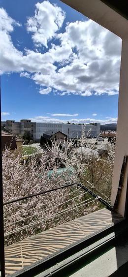 OCAZIE Garsoniera fosta Uzina ARO - 3