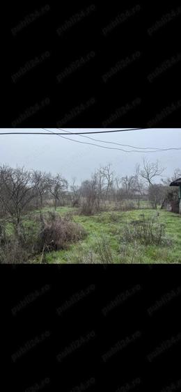 Teren vanzare + constructie 2499 mp electricitate+apa - 2