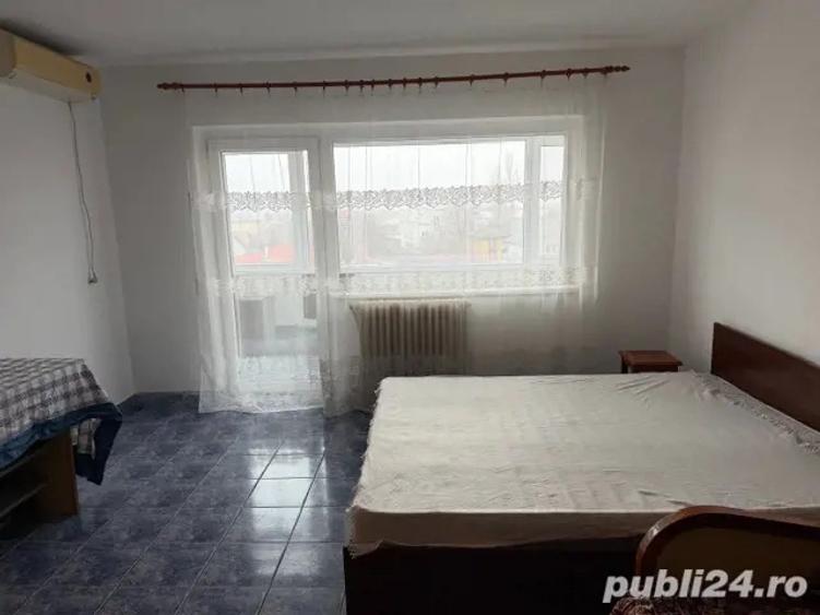 Ofer spre inchiriere Garsoniera in Orasul Bragadiru zona Casa de Cultura mobilata, utilata - 1