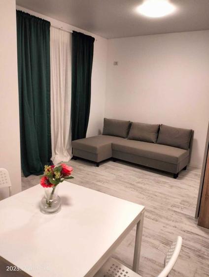 Inchiriez garsoniera in Militari Residence - 3