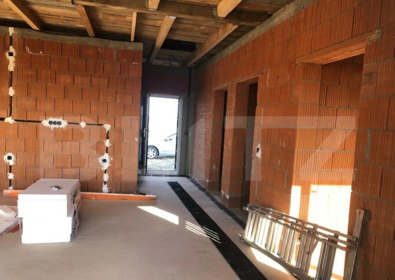 De vanzare casa semifinisata , 92mp, Martinesti - 2