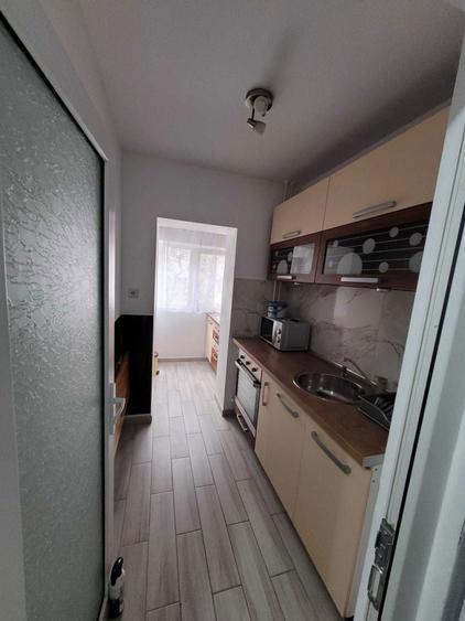 Inchiriez garsoniera decomandata - 3