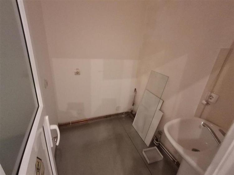 Spatiu comercial 110mp parcare zona Piata Cibin - 17