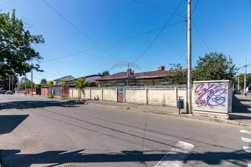 Casă cu potențial, curte proprie, zonă liniștită – Andronache - 16