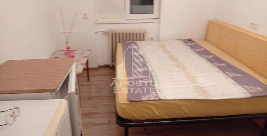 Garsoniera situata in zona Take Ionescu - 3