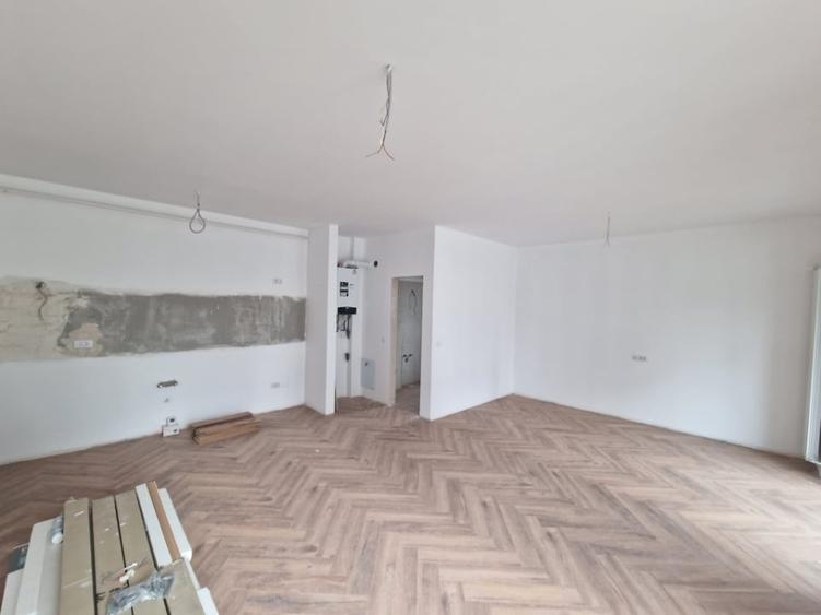 Etajul 1- Apartament 1 camera-Stadion- 40 mp - 2