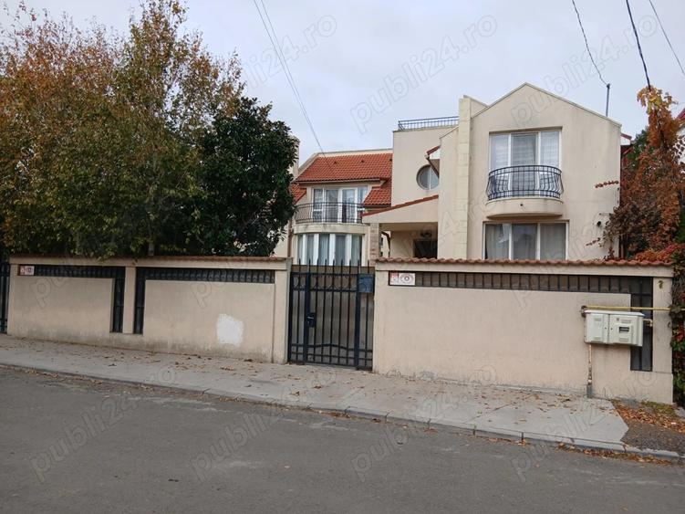 Ovidiu- Lac! Vila D+P+1, teren 436 mp - 4