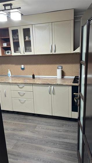 Spatiu birouri,cabinete,intrare stadala,zona Pompieri,76 mp utili - 3