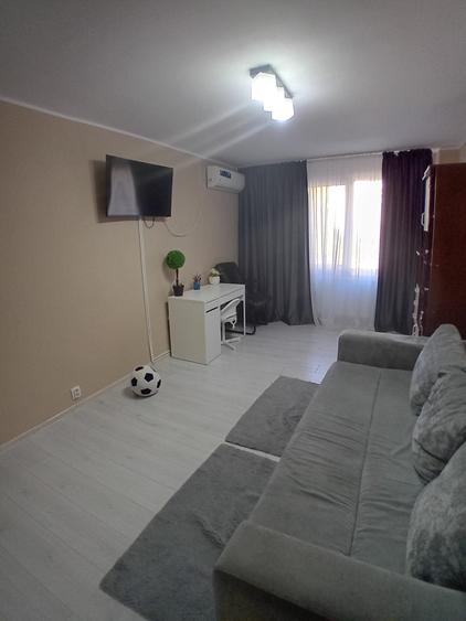 12 minute Metrou Aparatorii Patriei Apartament 3 Camere Mobilat Modern - 15